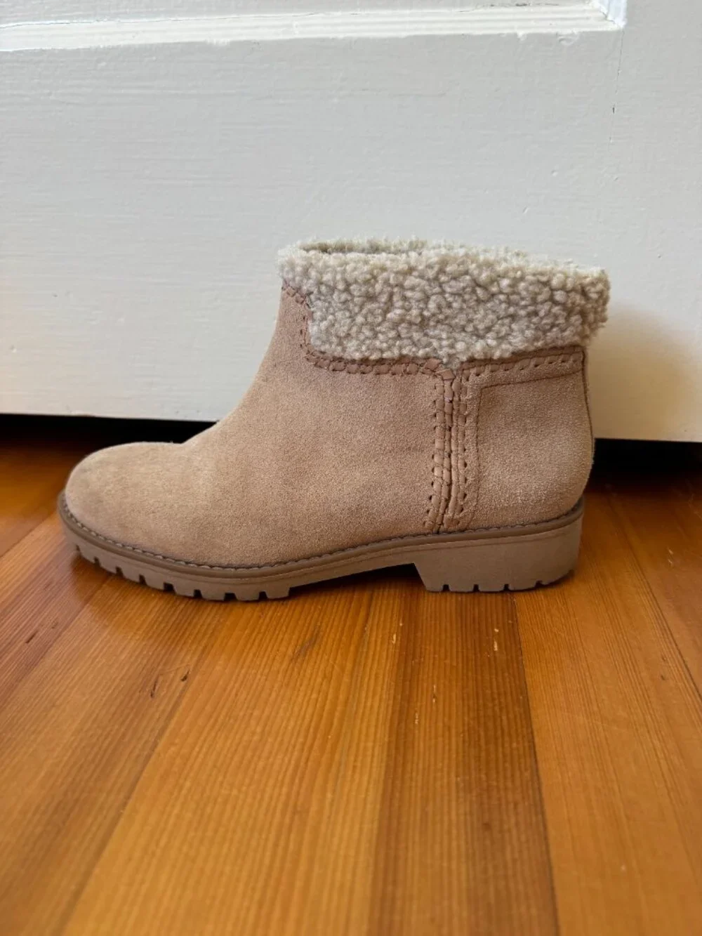 Jack Rogers Women's Shearling Booties Size 6.5